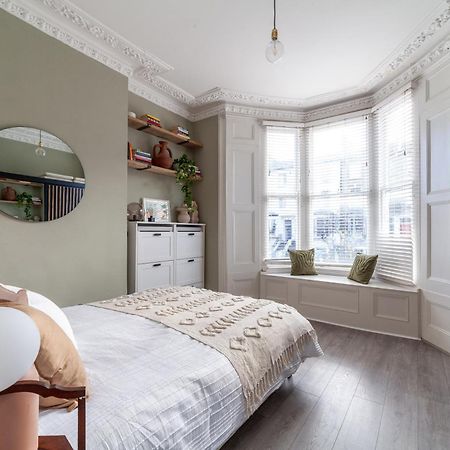 Arte Stays - 2 Bed Luxurious Flat, Garden, 5Min Dalston St., Parking Available, Serviced Accommodation - Up To 5 Ppl London Exterior foto